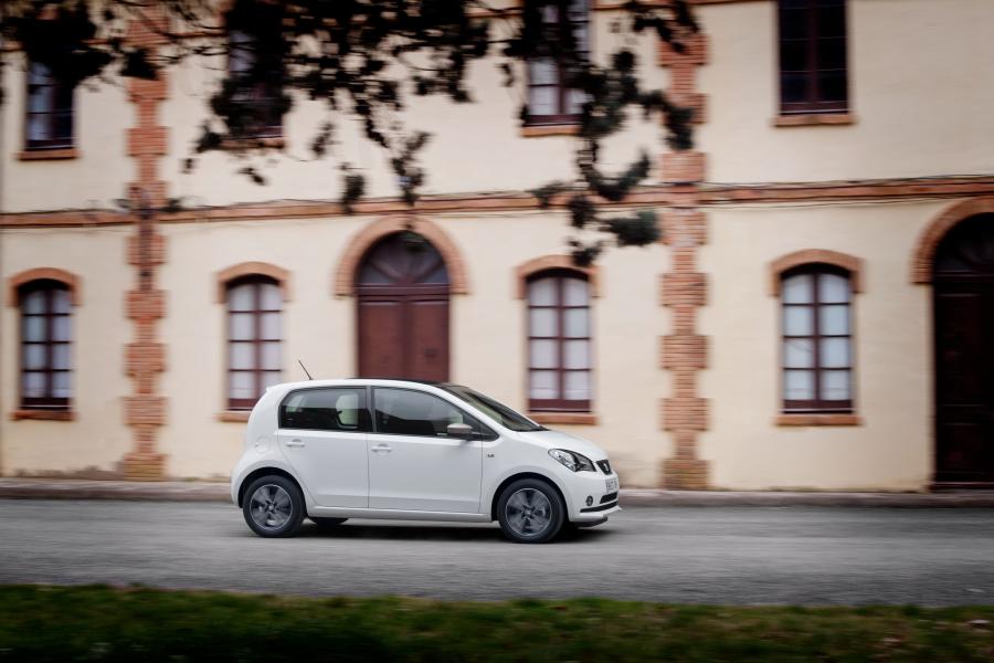  Seat Mii by COSMOPOLITAN 2016 года  (фото 27 из 43)
